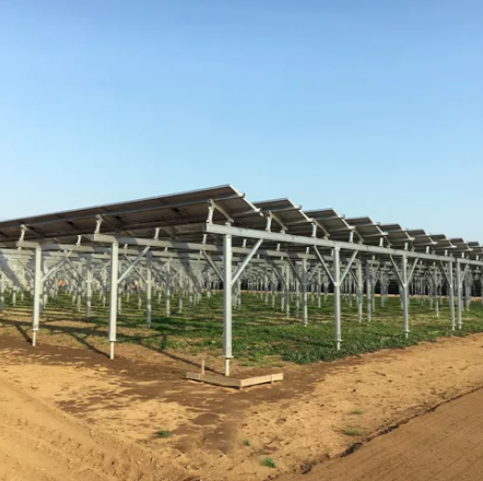 Qu'est-ce qui rend les fermes solaires rentables?