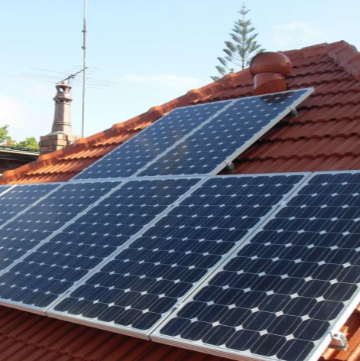 Как прикрепить солнечную панель к крыше